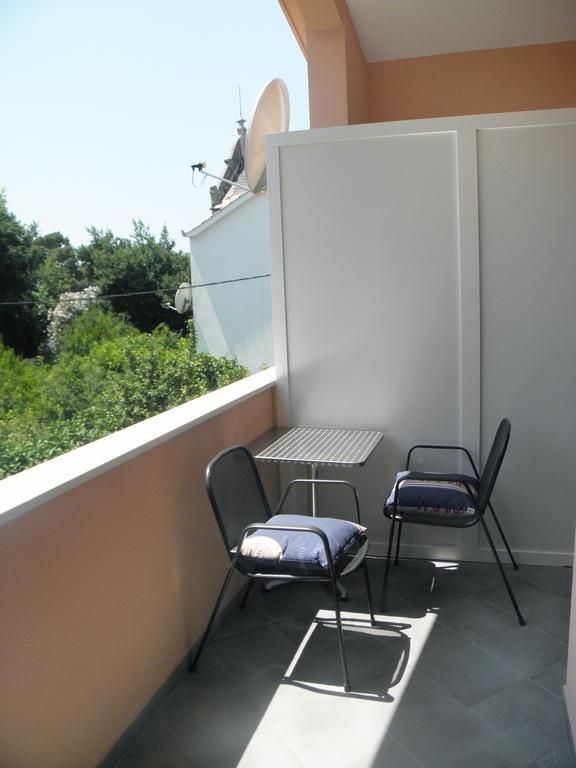 Apartments Mani Trogir Habitación foto