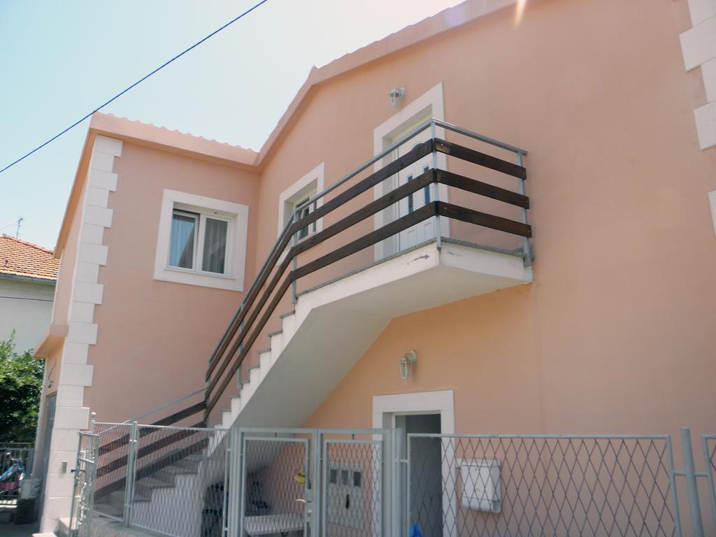 Apartments Mani Trogir Habitación foto