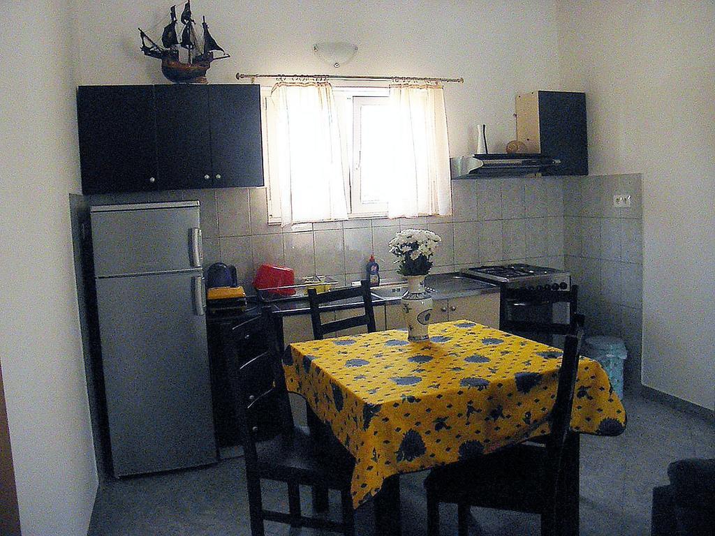 Apartments Mani Trogir Habitación foto